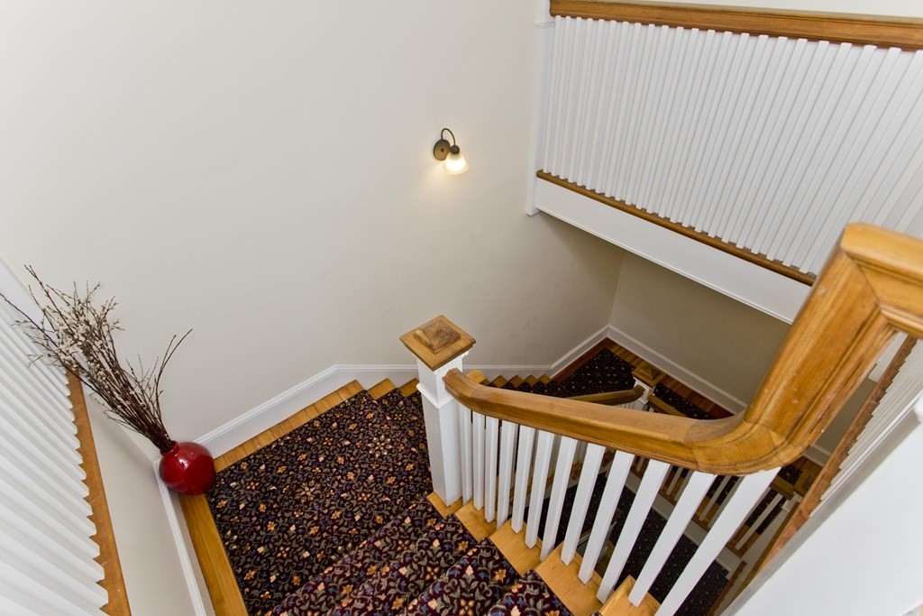 88 Round Hill Road, Unit 3 Northampton, MA 01060 - Photo 37 of 39 Gallery Image 37