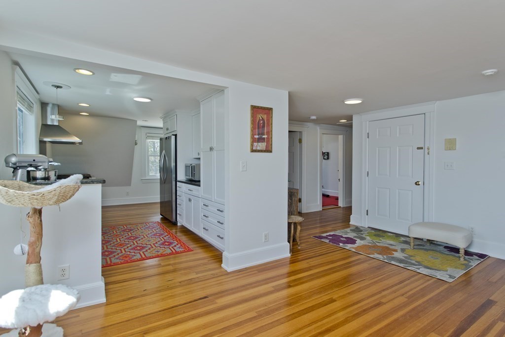88 Round Hill Road, Unit 3 Northampton, MA 01060 - Photo 8 of 39 Gallery Image 8