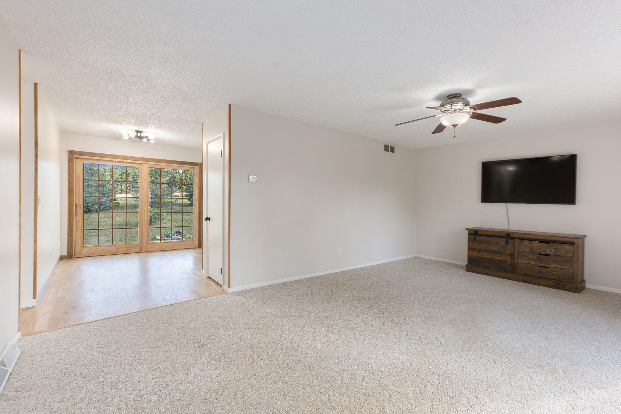 19130 West South County Line Road Pierson, MI 49339 - Photo 11 of 51 011_south_country_line_4