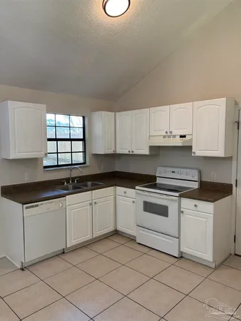 $1,495 | 7145 8 Mile Creek Road, Pensacola, FL 32526