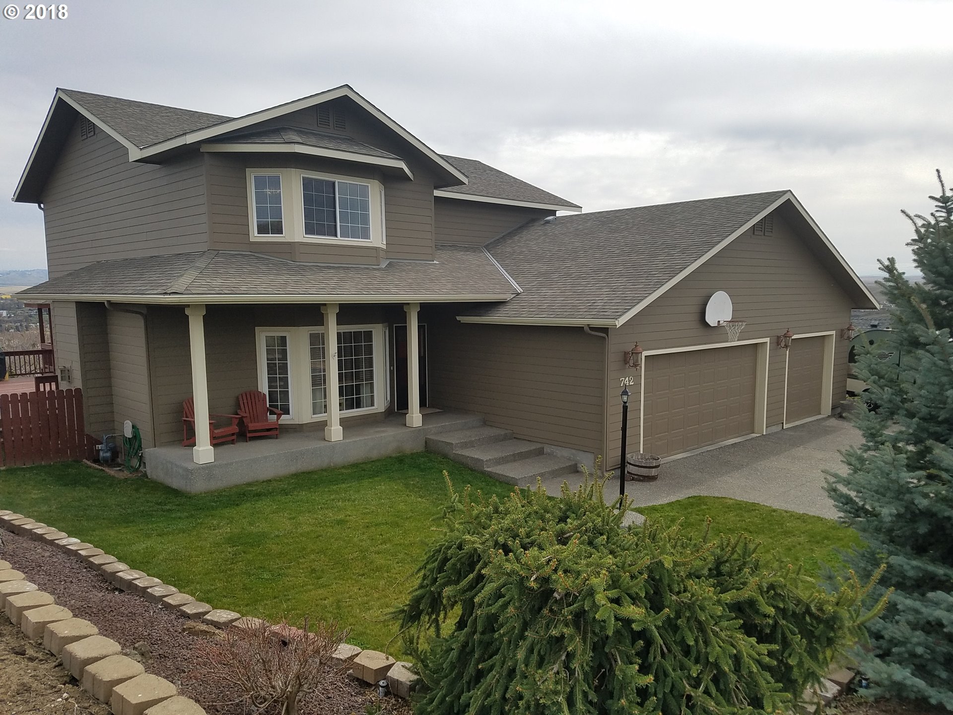 742 Northwest 23rd Street Pendleton, OR 97801 - Photo 1 of 32 Gallery Image 1