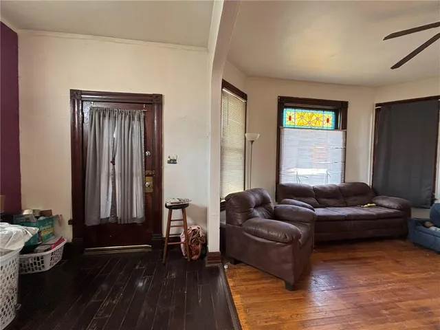 $100,000 | 2121 South 10th Street, St. Joseph, MO 64503