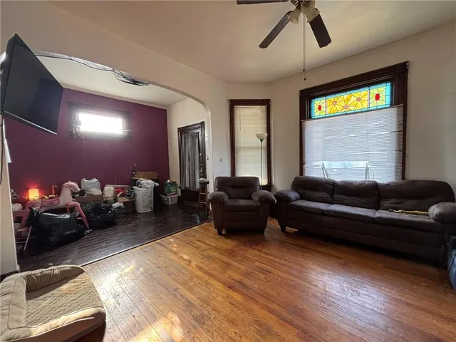 $100,000 | 2121 South 10th Street, St. Joseph, MO 64503