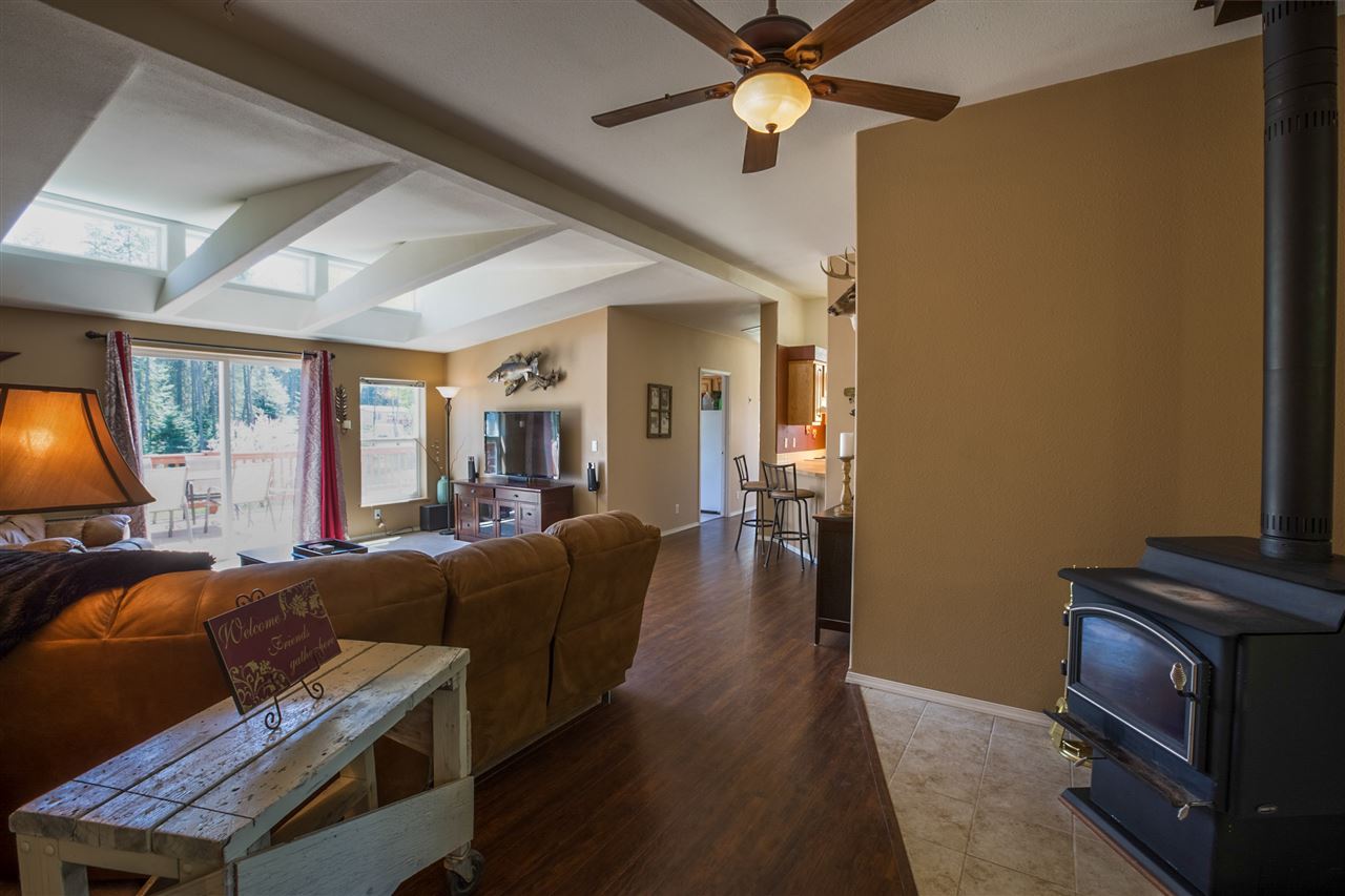 20212 North Halliday Road Mead, WA 99021 - Photo 3 of 19