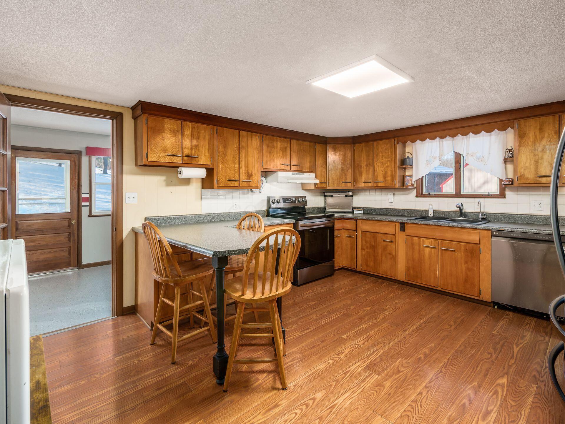 402 Sychar Road Mount Vernon, OH 43050 - Photo 22 of 53 Kitchen