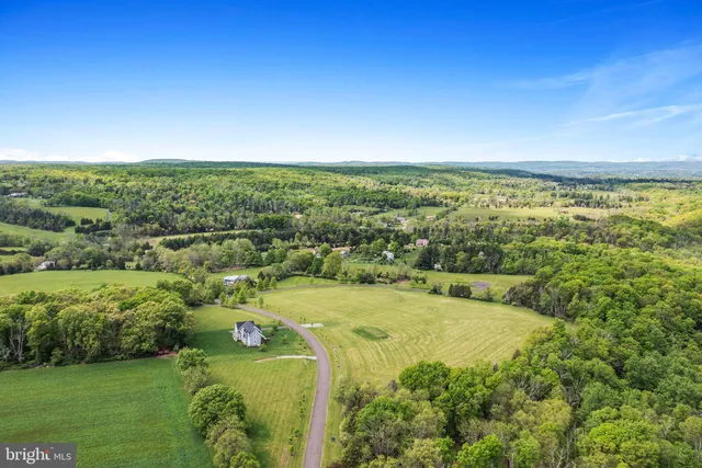 $1,675,000 | 45 Fox Run, Erwinna, PA 18920