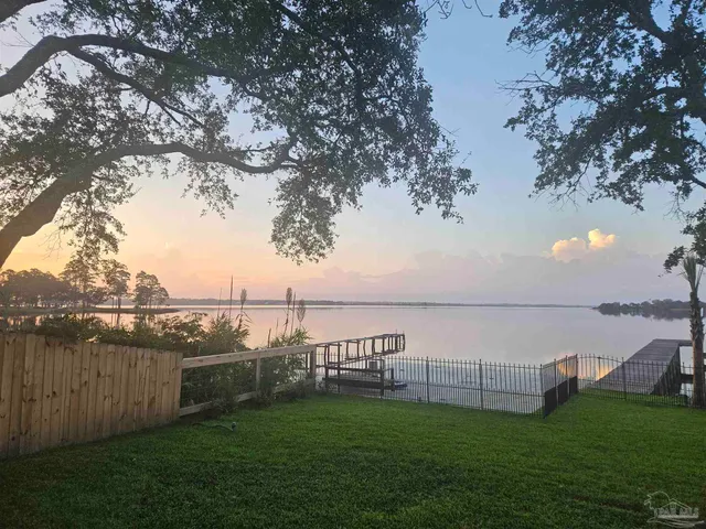 $725,000 | 7693 Petersen Point Road, Milton, FL 32583