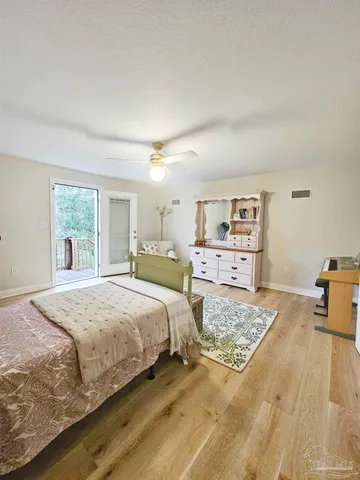 $725,000 | 7693 Petersen Point Road, Milton, FL 32583