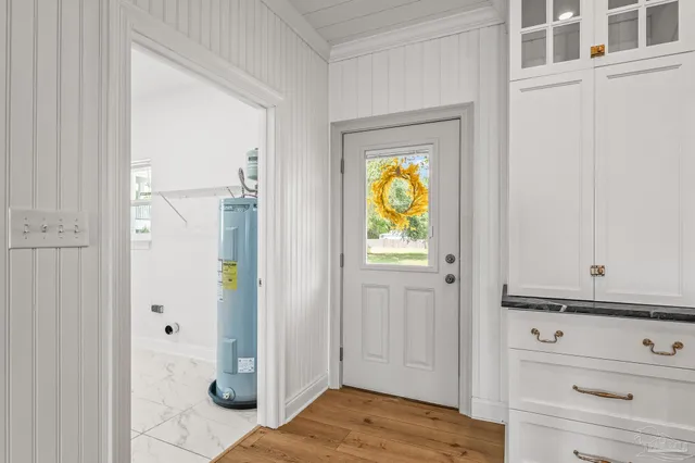 $725,000 | 7693 Petersen Point Road, Milton, FL 32583