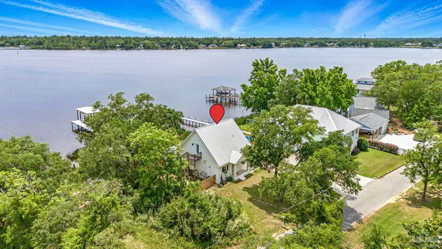 $725,000 | 7693 Petersen Point Road, Milton, FL 32583