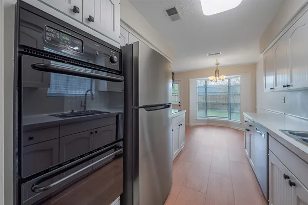 $2,200 | 730 Seamaster Drive, Houston, TX 77062
