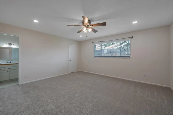 $2,200 | 730 Seamaster Drive, Houston, TX 77062