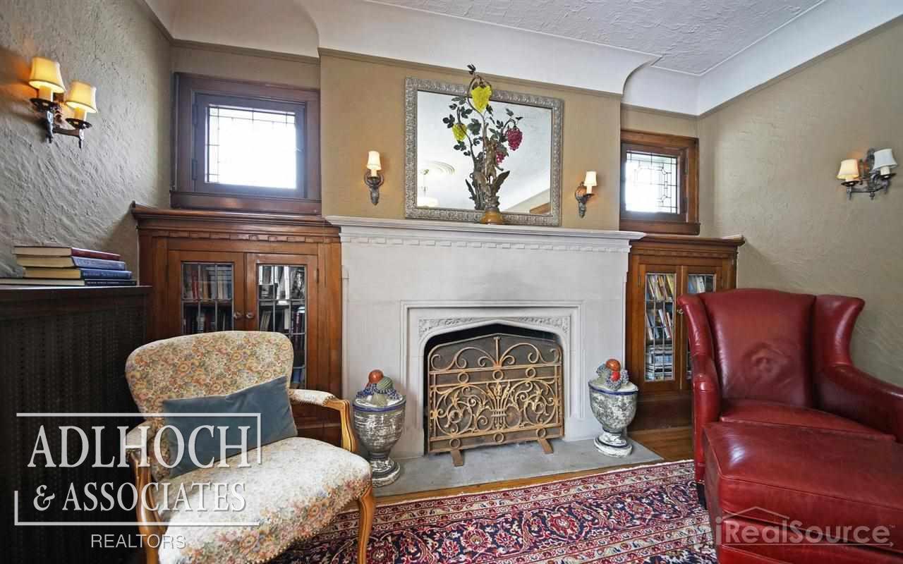 1430 Buckingham Road Grosse Pointe Park, MI 48230 - Photo 4 of 23