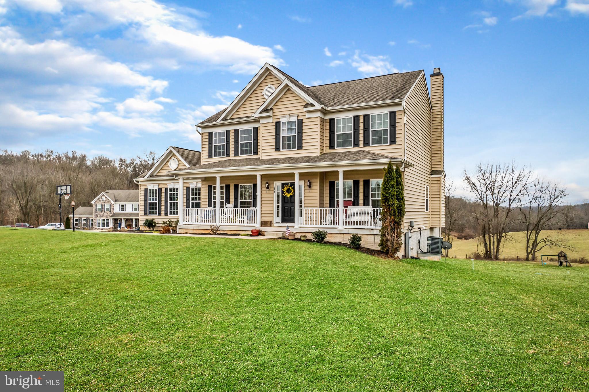 913 Holy Cross Road Street, MD 21154 - Photo 2 of 30 Gallery Image 2
