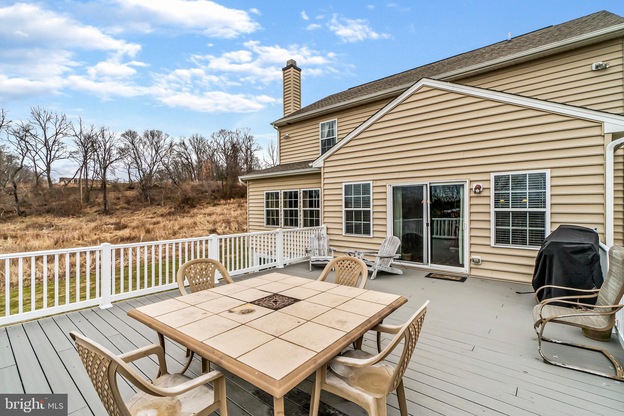 913 Holy Cross Road Street, MD 21154 - Photo 8 of 30 Gallery Image 8