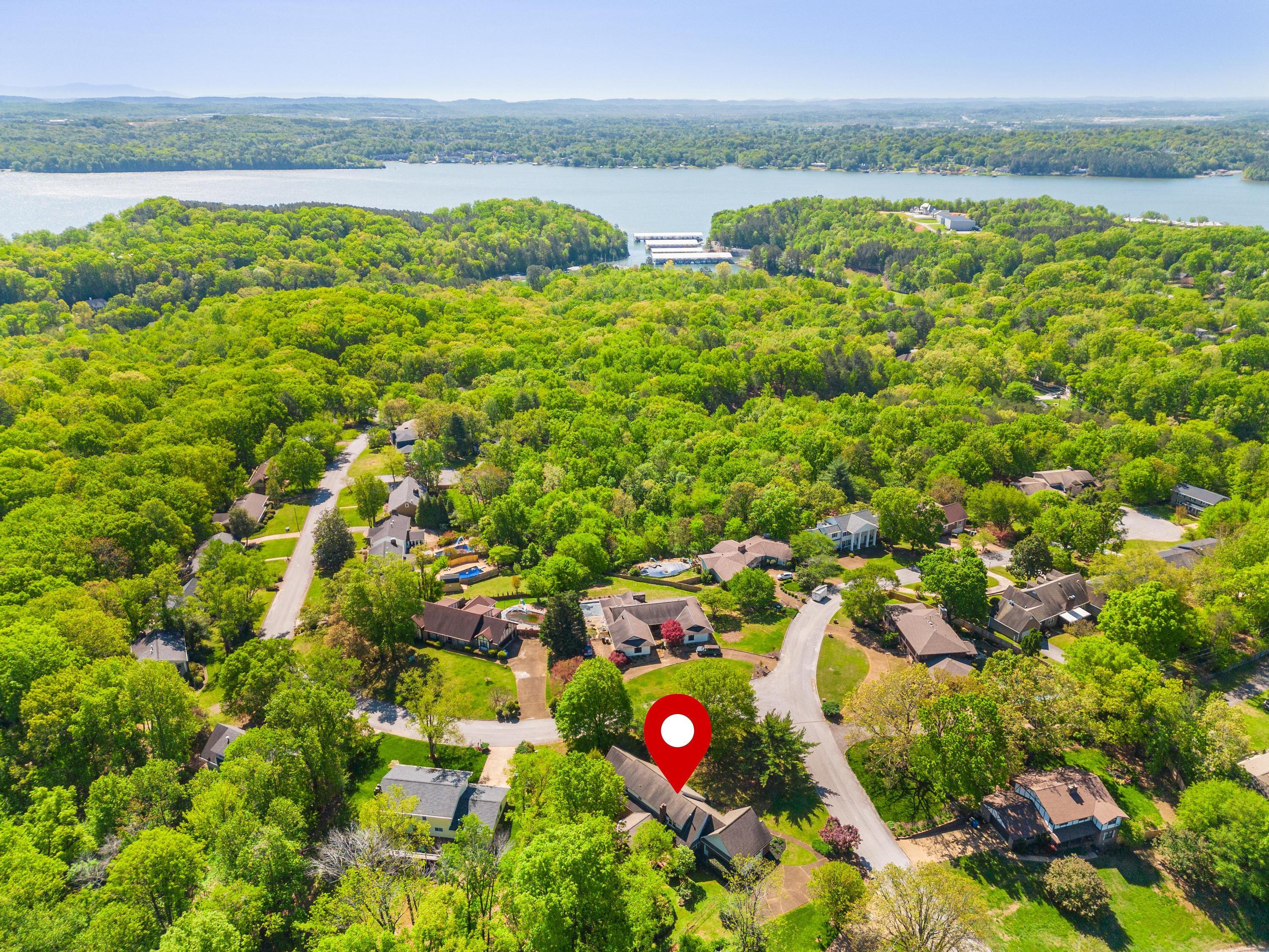 5320 Inlet View Lane Hixson, TN 37343 - Photo 13 of 41 2023_04_April_5320_Inlet_View_Ln_0013