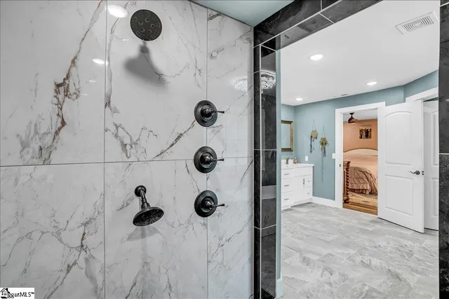 $689,900 | 111 Kenneth Drive, Anderson, SC 29626