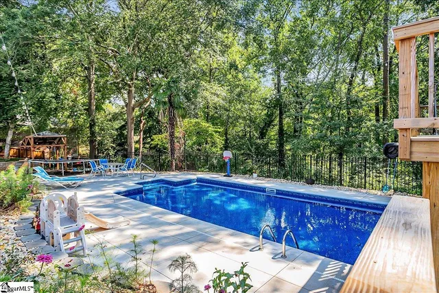 $689,900 | 111 Kenneth Drive, Anderson, SC 29626