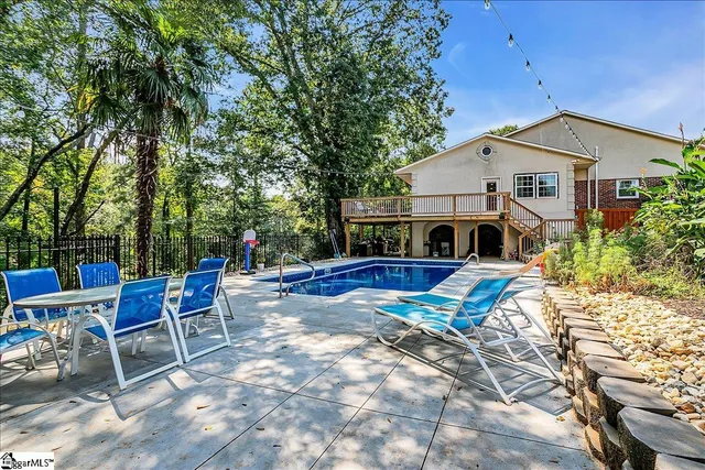 $689,900 | 111 Kenneth Drive, Anderson, SC 29626