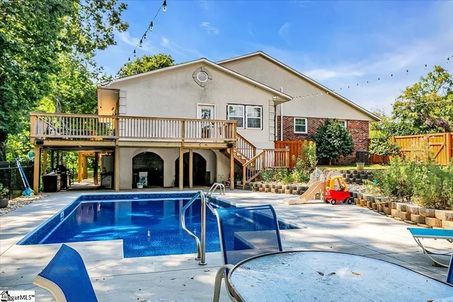 $689,900 | 111 Kenneth Drive, Anderson, SC 29626