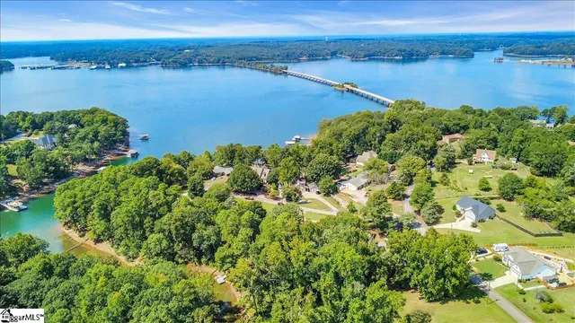 $689,900 | 111 Kenneth Drive, Anderson, SC 29626