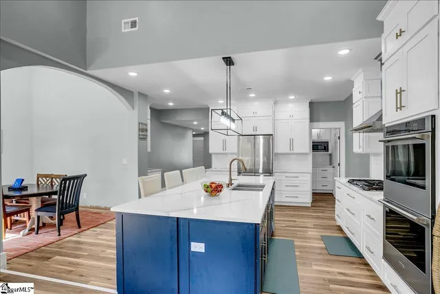 $689,900 | 111 Kenneth Drive, Anderson, SC 29626