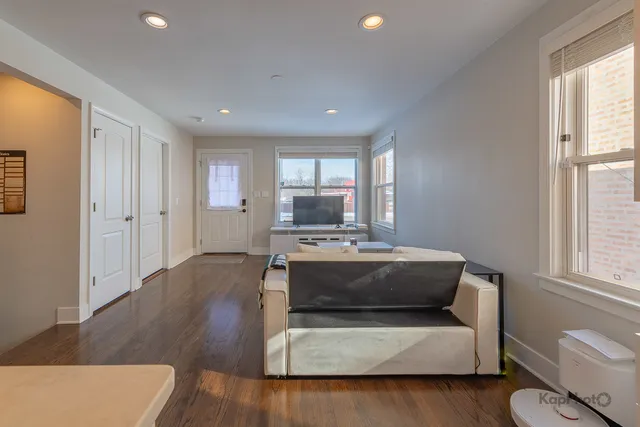 $389,000 | 1615 North 79th Avenue, Elmwood Park, IL 60707