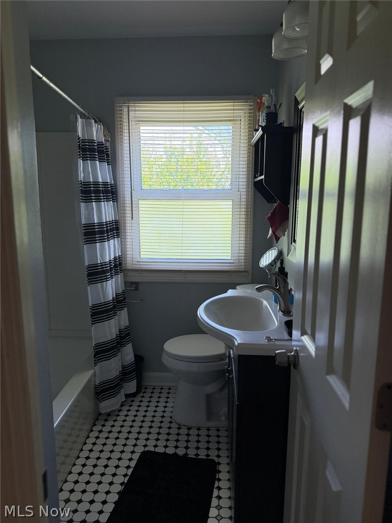 5141 Bridgewater Road Lyndhurst, OH 44124 - Photo 25 of 41