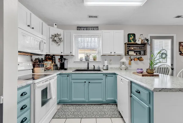 $274,500 | 1010 Autumn Drive, Murrells Inlet, SC 29576