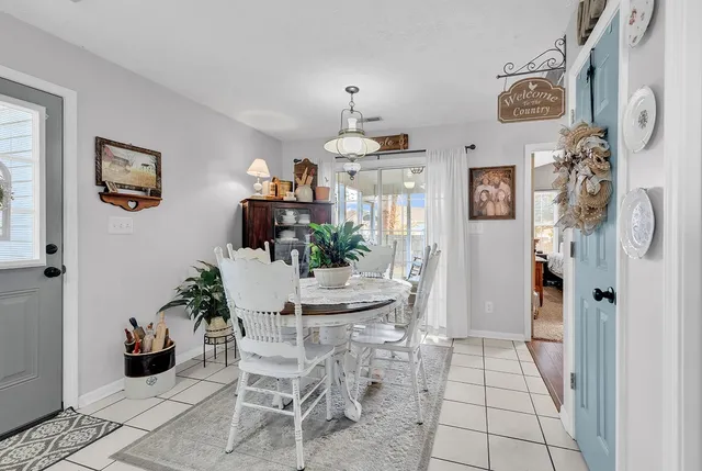 $274,500 | 1010 Autumn Drive, Murrells Inlet, SC 29576