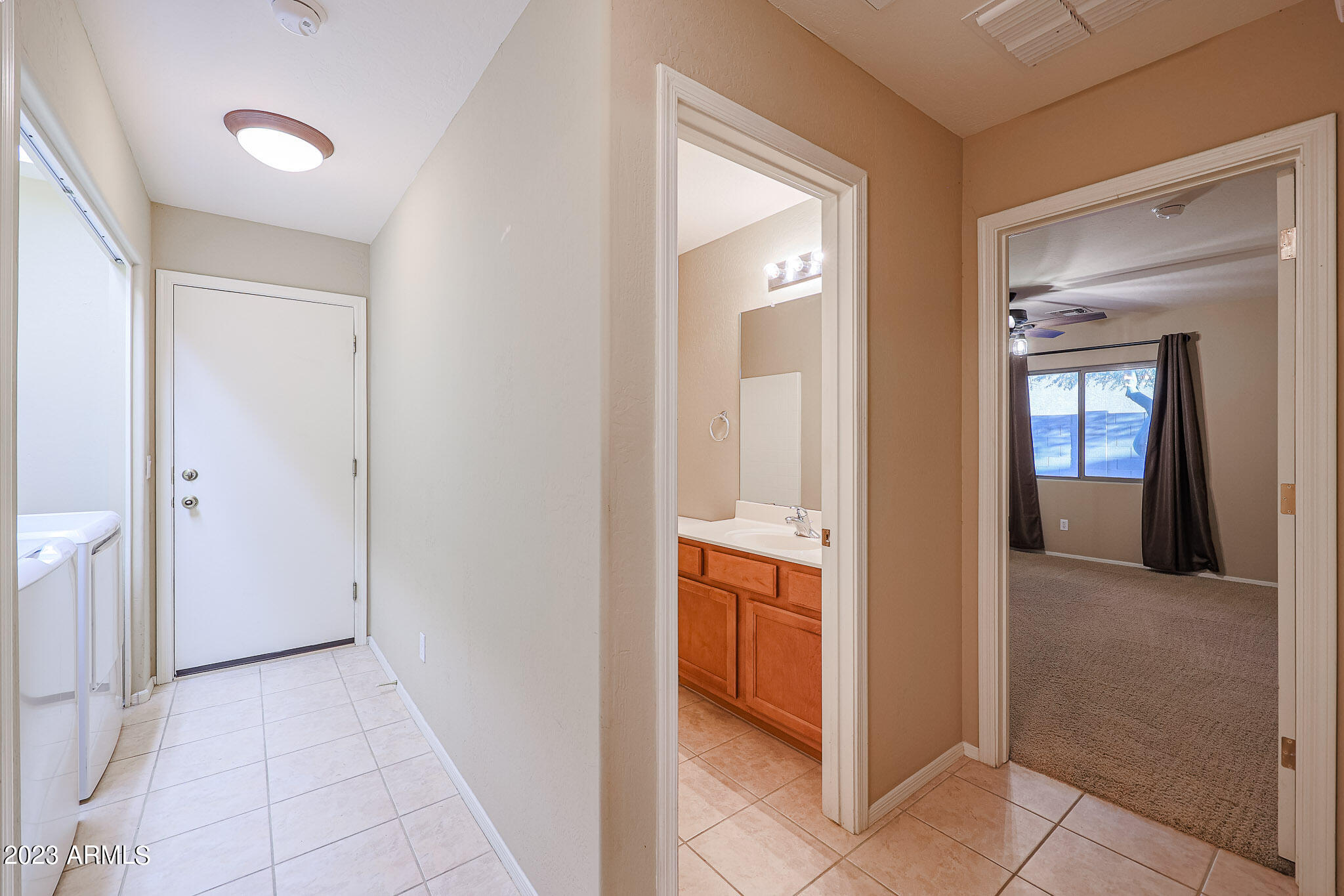 3714 West Carter Road Phoenix, AZ 85041 - Photo 18 of 26 B (15)
