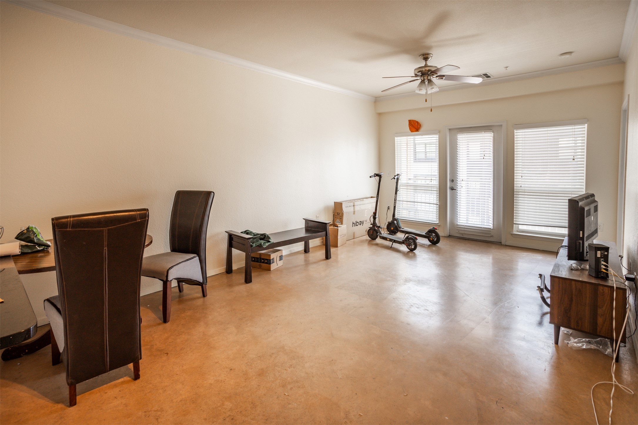 910 West 25th Street, Unit 403 Austin, TX 78705 - Photo 9 of 14