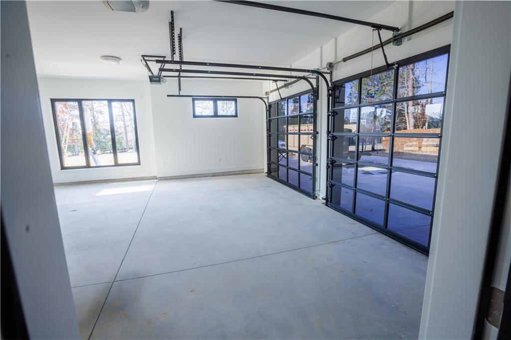 4805 Moore Road Suwanee, GA 30024 - Photo 59 of 119 an empty room with windows