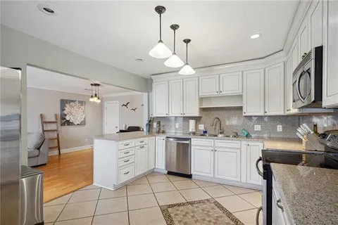 $215,000 | 1369 Harrison Avenue, New Orleans, LA 70122