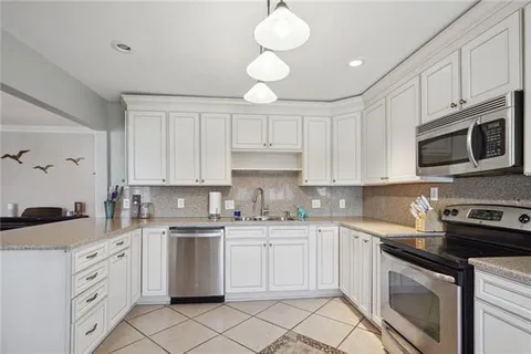 $215,000 | 1369 Harrison Avenue, New Orleans, LA 70122