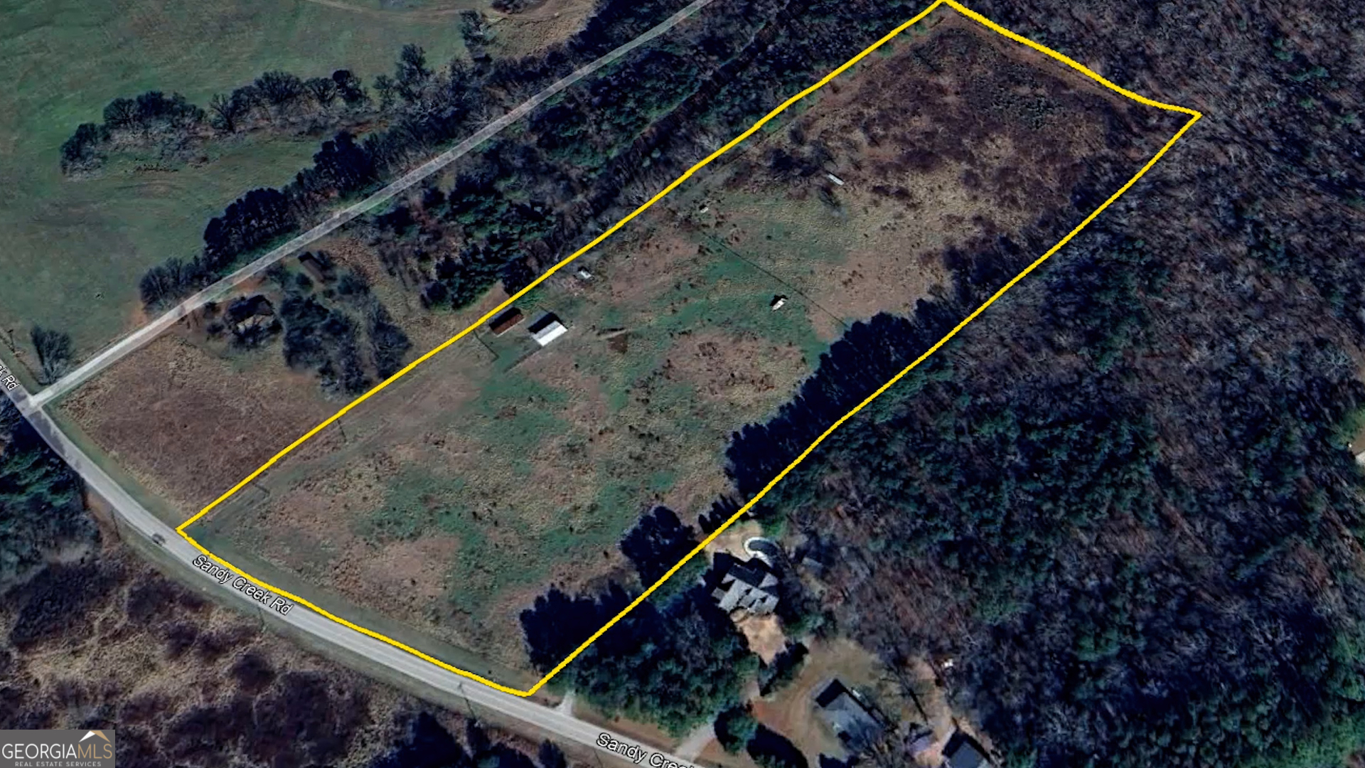 2911 A Sandy Creek Road Madison, GA 30650 - Photo 30 of 41 a view of entryway and hall