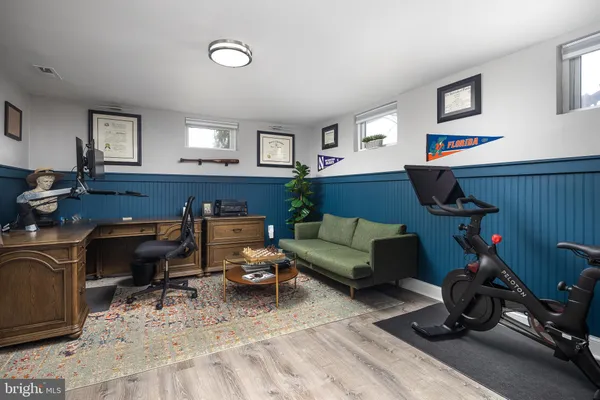 $849,500 | 8912 Dogue Drive, Alexandria, VA 22309