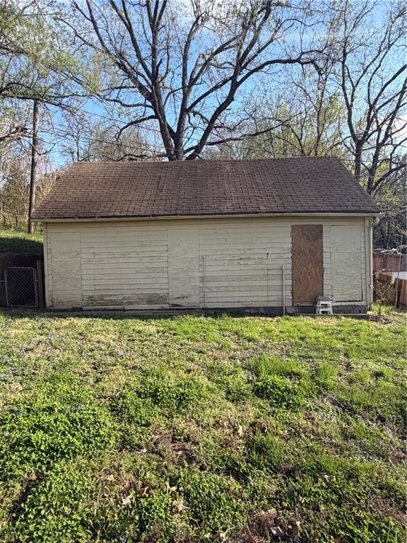 516 Blake Street St. Joseph, MO 64504 - Photo 4 of 8