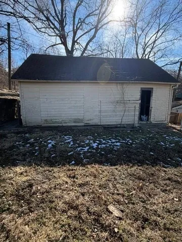 $30,000 | 516 Blake Street, St. Joseph, MO 64504