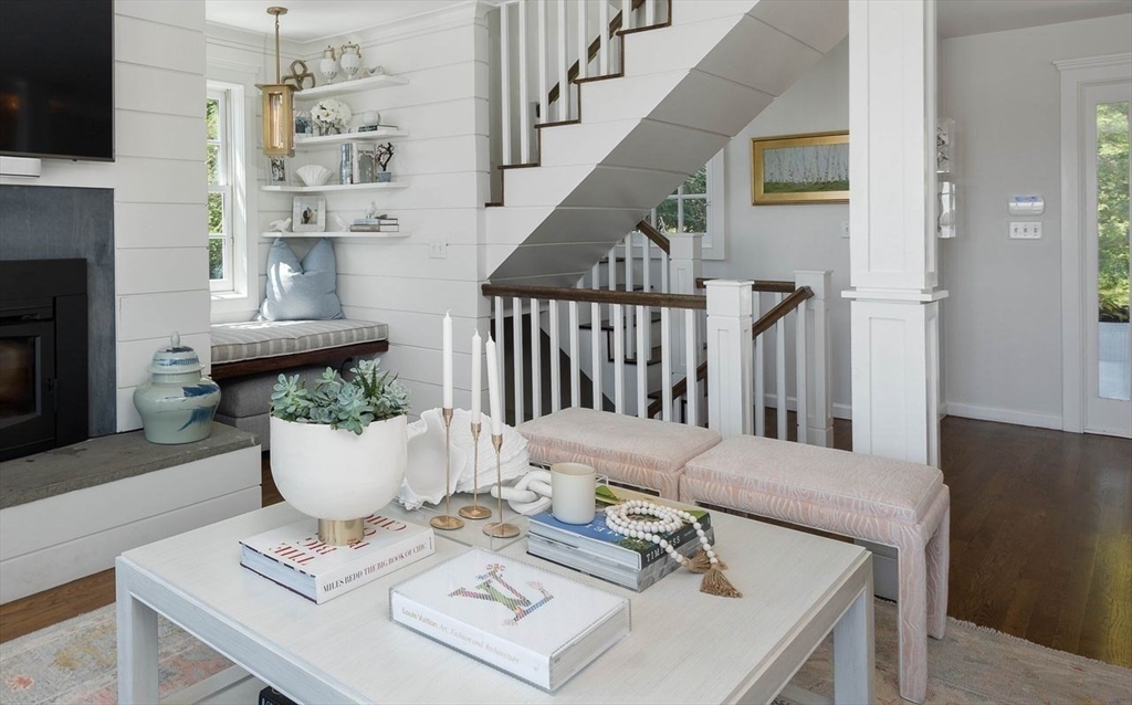 31 Bow Street Cohasset, MA 02025 - Photo 16 of 42 a living room with furniture and a table
