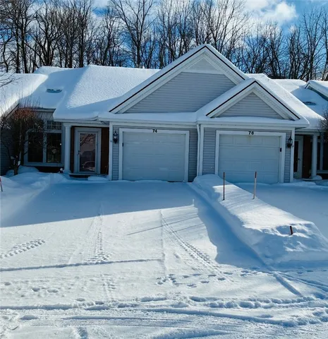 $249,900 | 74 Amberwood Place, Greece, NY 14626