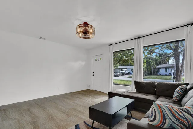 $2,800 | 1511 Northeast 32nd Court, Pompano Beach, FL 33064