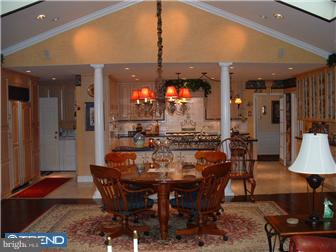 1563 Glenhardie Road Wayne, PA 19087 - Photo 10 of 12 Kitchen