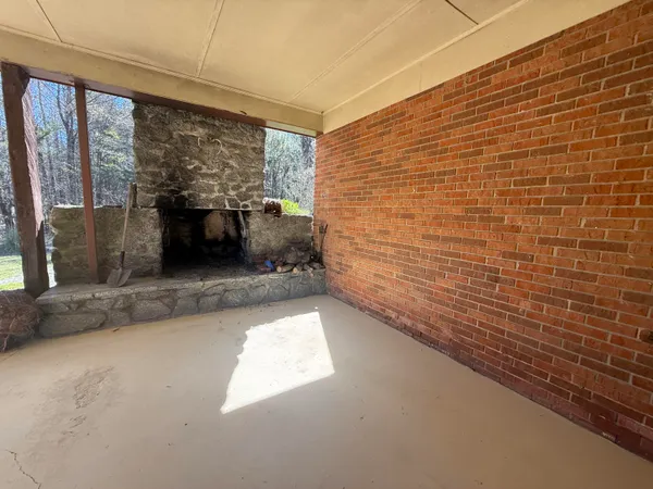 $169,900 | 28 Brewer Road, Jewell, GA 31045