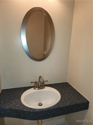 $214,000 | 50 Carriage Drive, Unit 5, Orchard Park, NY 14127