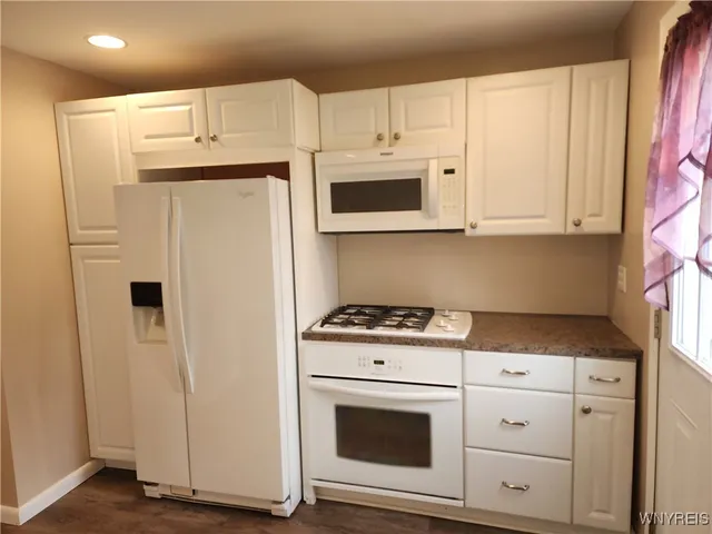 $214,000 | 50 Carriage Drive, Unit 5, Orchard Park, NY 14127