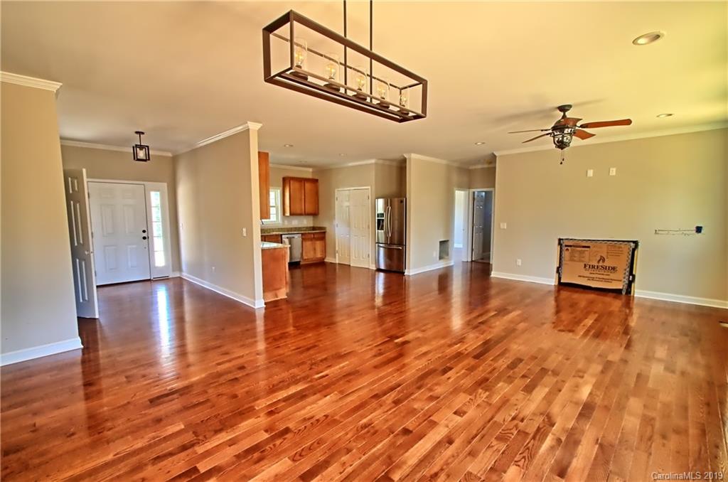 209 Christopher Road Shelby, NC 28152 - Photo 3 of 18 Gallery Image 3