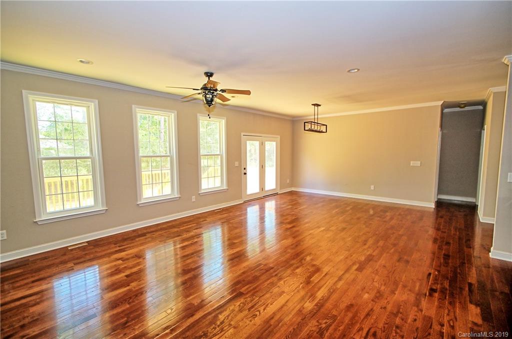 209 Christopher Road Shelby, NC 28152 - Photo 5 of 18 Gallery Image 5