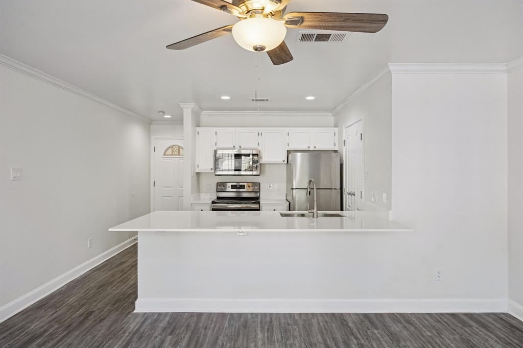 4125 Holland Avenue, Unit 211 Dallas, TX 75219 - Photo 8 of 23