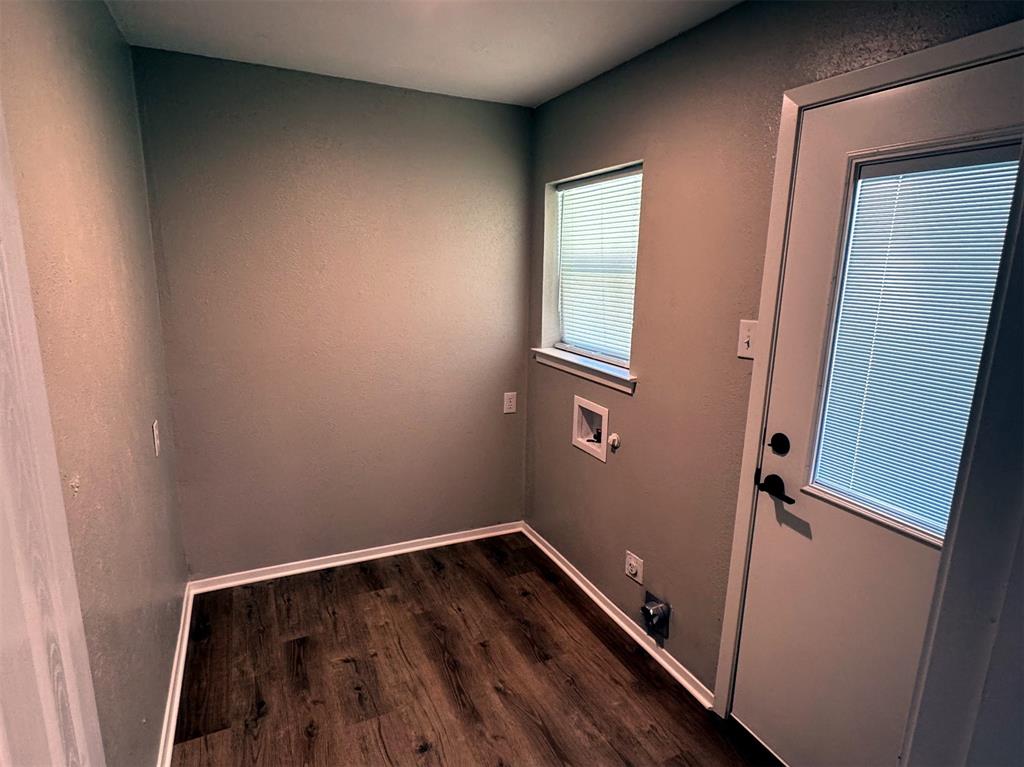 321 East Lake Street Krum, TX 76249 - Photo 14 of 24